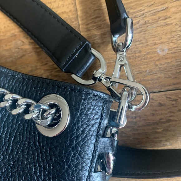 Michael Kors $329 Alaina small pebbled leather bucket bag - Picture 12 of 16